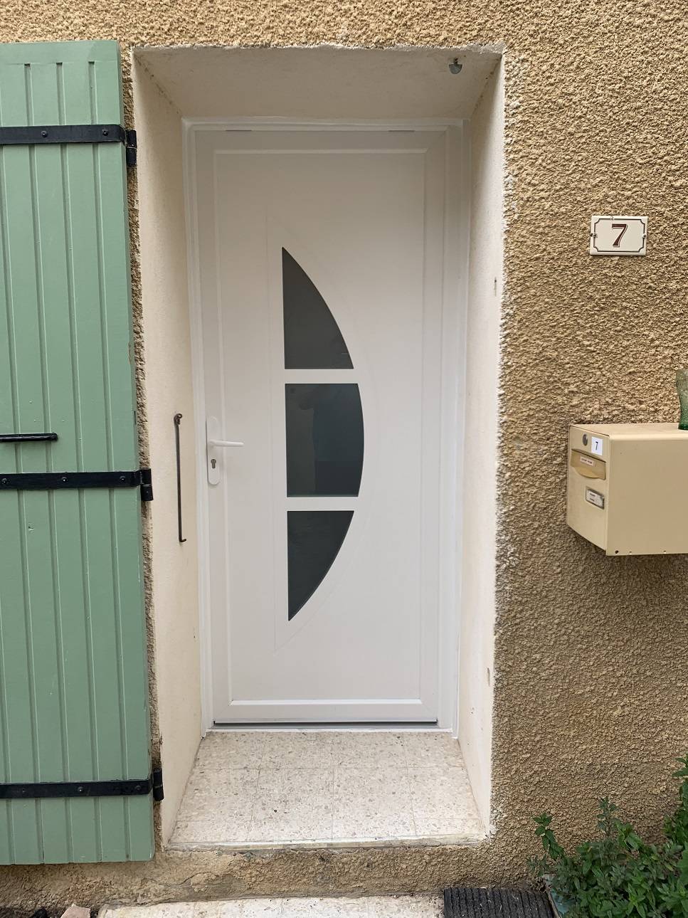 porte blanche